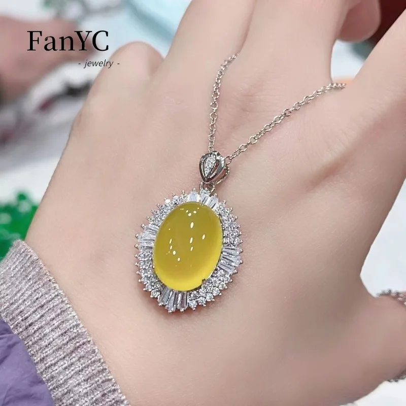 Silver-plated Inlaid White Chalcedony Pendant Fluorescent Sense of Exquisite Charm Ice Agate Jade Necklace Ladies Gift