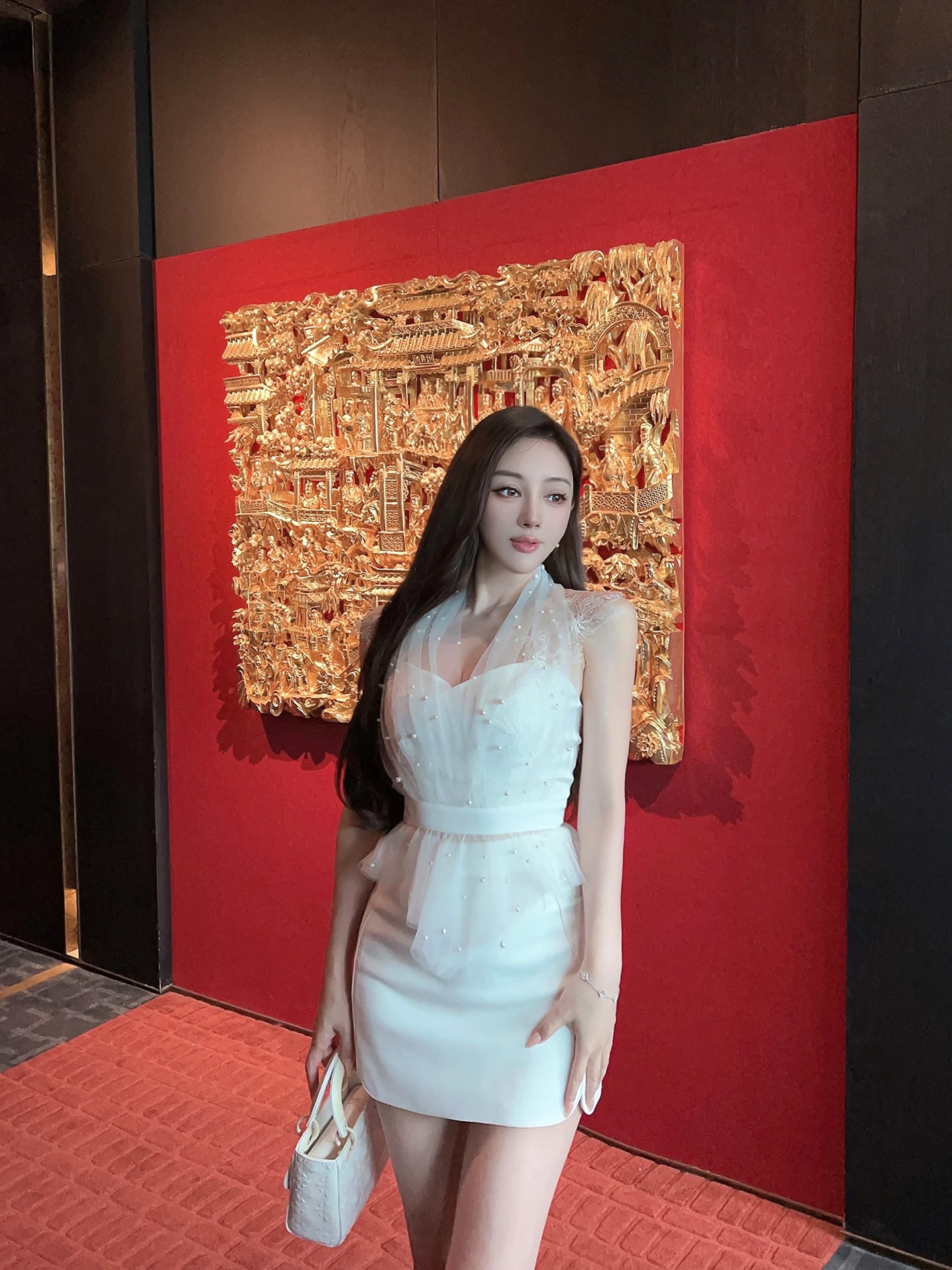 

Pure Desire White Lace ter Ne Top Women Summer Pearl Me Design Waist Cinching Svel T irt Commute Sle ort L...