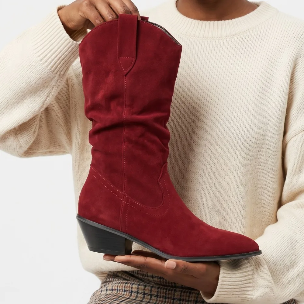 Bottes courtes en velours pour l'automne et l'hiver, bottes de cowboy occidentales à bout pointu, talon moyen, tendance, confortables, semelle en caoutchouc, à porter en toutes saisons