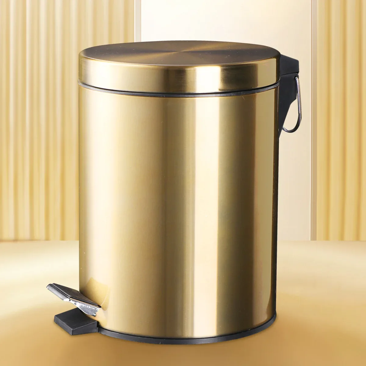 Cross-border 5L champagne gold round foot pedal trash can kitchen foot pedal storage bucket with lid household cleaning bucket