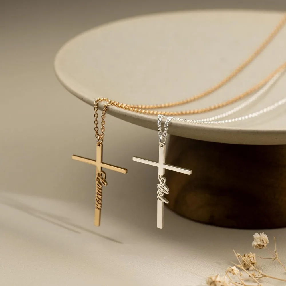 Collar con Cruz Minimalista Personalizado para Niñas, Joyería con Crucifijo y Nombre, Regalo de Bautizo