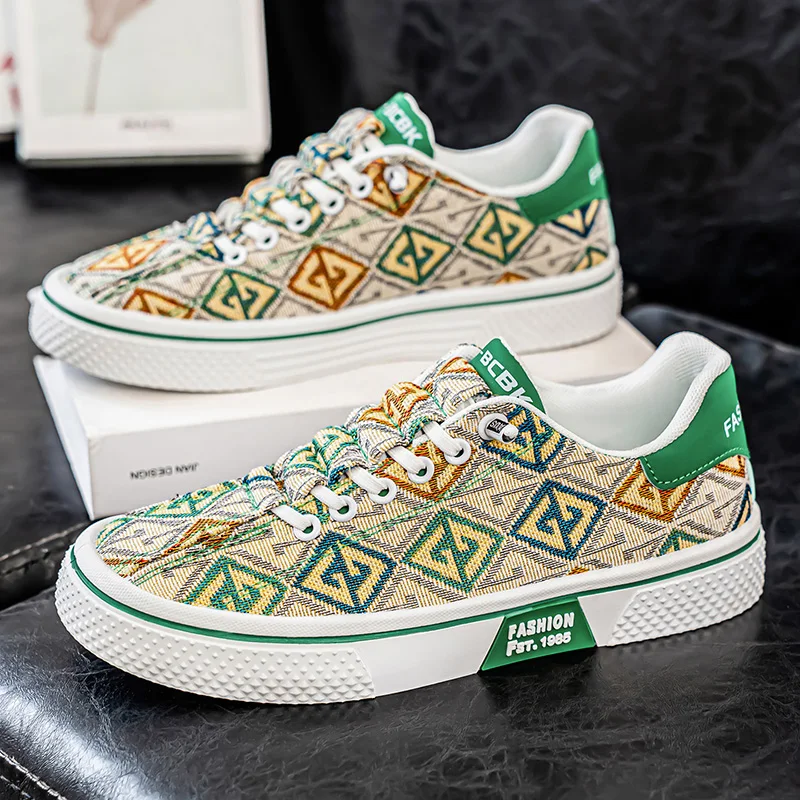 

Мужская парусиновая обувь 2025 года, модная удобная дышащая вулканизированная обувь на плоской подошве, уличная дизайнерская легкая обувь для вождения