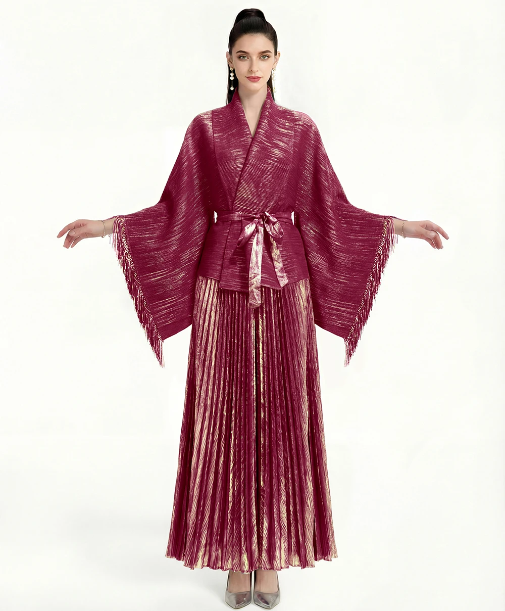 

Miyake Pleated Autumn Outfits For Women's Clothing Large-sized Loose Printed Belt Bat Sleeve Casual Tops And Skirt Two-piece Set