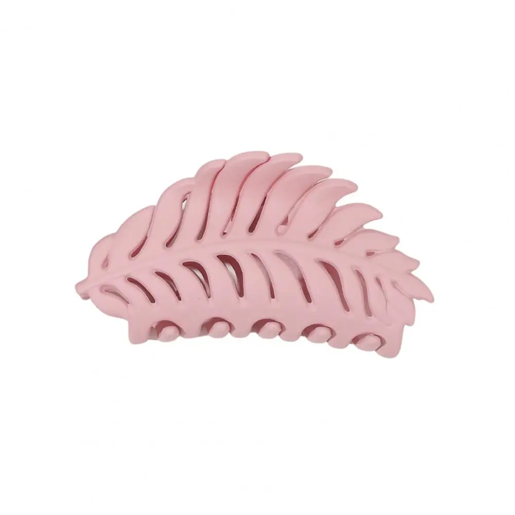 Strong Grip Hair Clip Hair Claw Hairpin Stylish Leaf Design Hair Claw Clips for Women Strong Hold Accessories for Thick Curly