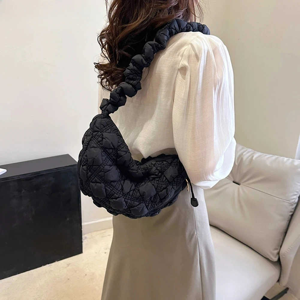 Korean Niche Cloud Bag Shoulder Crossbody Bag Bubble Pleated Feather Bag Large Capacity Underarm Bag Dumpling Bag Lightweight