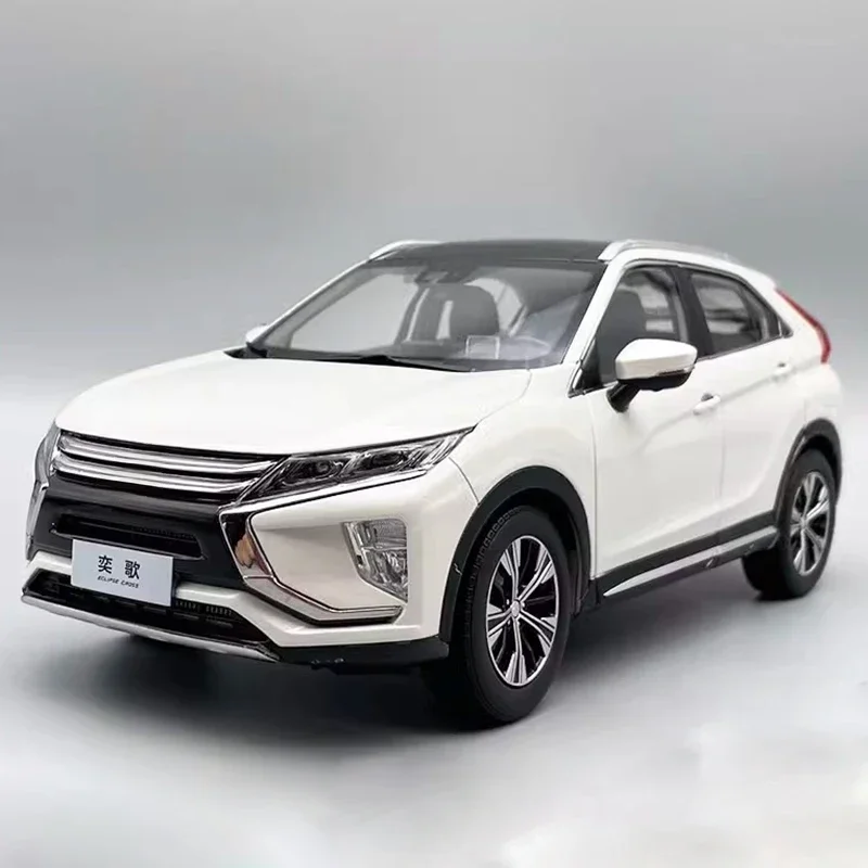 

Original for Yige car model ECLIPSE CROSS 1:18 alloy simulation car model gift