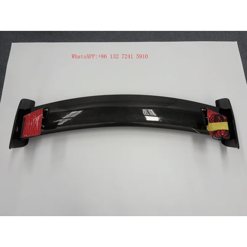 Design Dry Carbon Fiber Rear Spoiler With Light 2