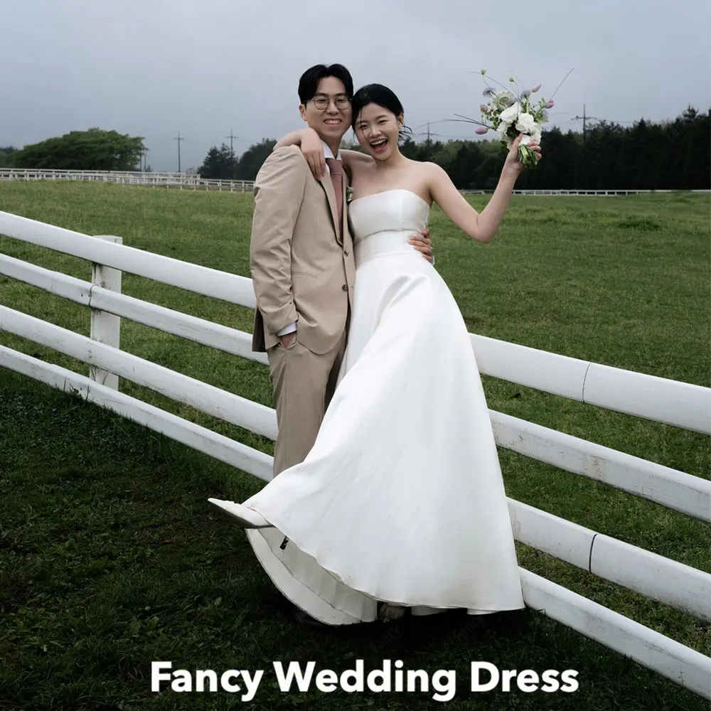 

Fancy Simple Ivory Strapless Wedding Dress Korea Photoshoot A Line Sleeveless Bridal Gown Back Corset Custom Made