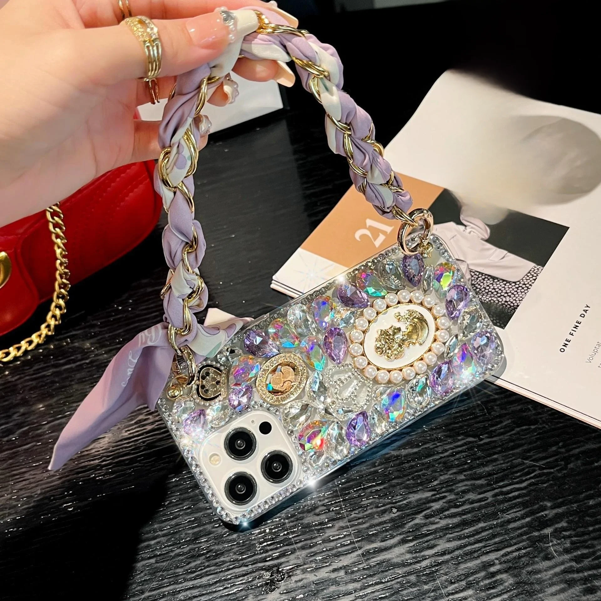 Custodia per telefono di lusso con sciarpa con cordino Diamond Bling per XiaoMi RedMi Note 14 Pro Plus 14S 13 12 Turbo 4G 5G Custodie Cover