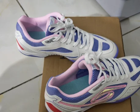 

Новые дышащие туфли для бадминтона, противоскользящие волейбольные туфли, мужские качественные теннисные кроссовки, спортивные женские теннисные туфли