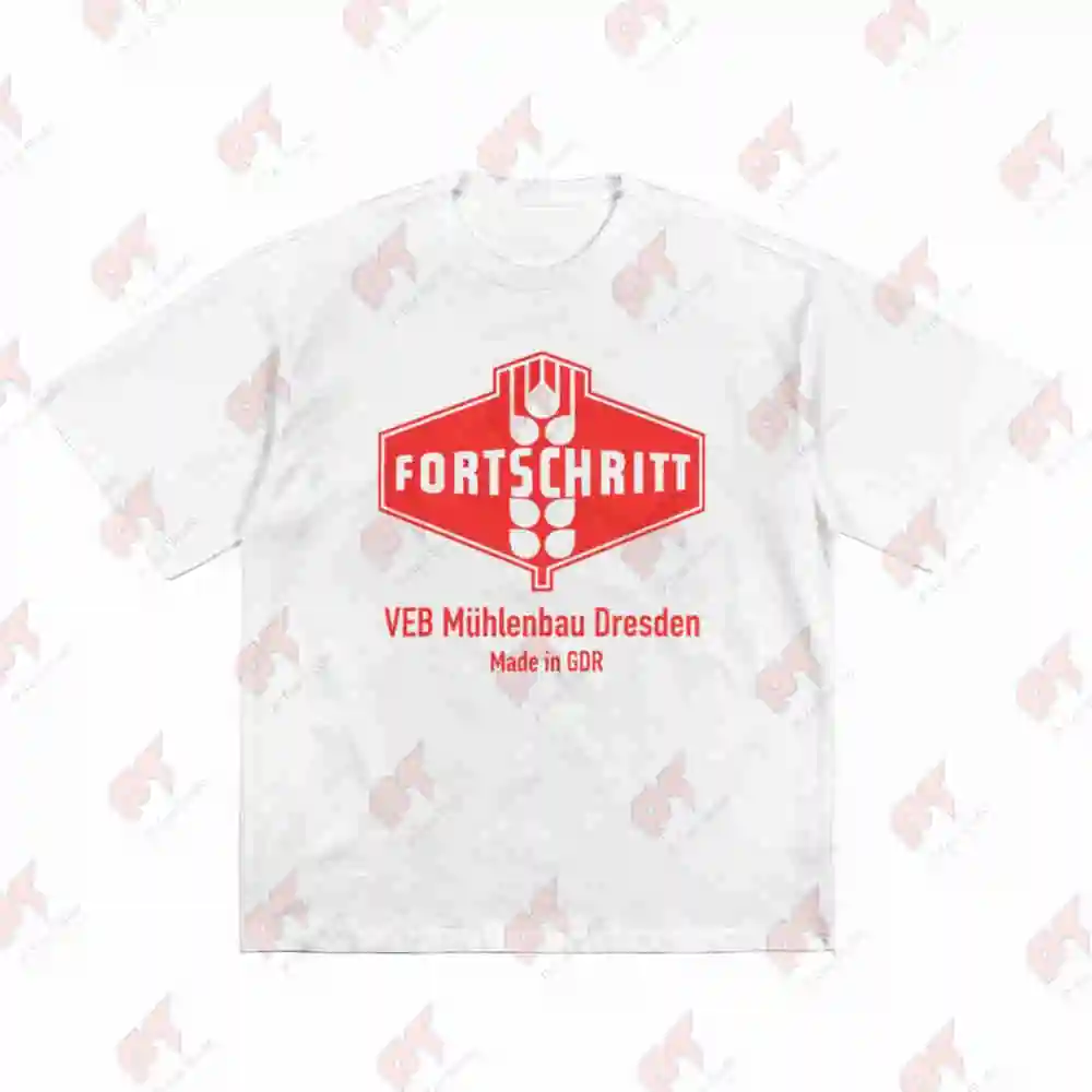 Fortschritt 666 Vintage East German Tractor DDR Harvester Short Sleeve Tee 100% Cotton T-Shirt