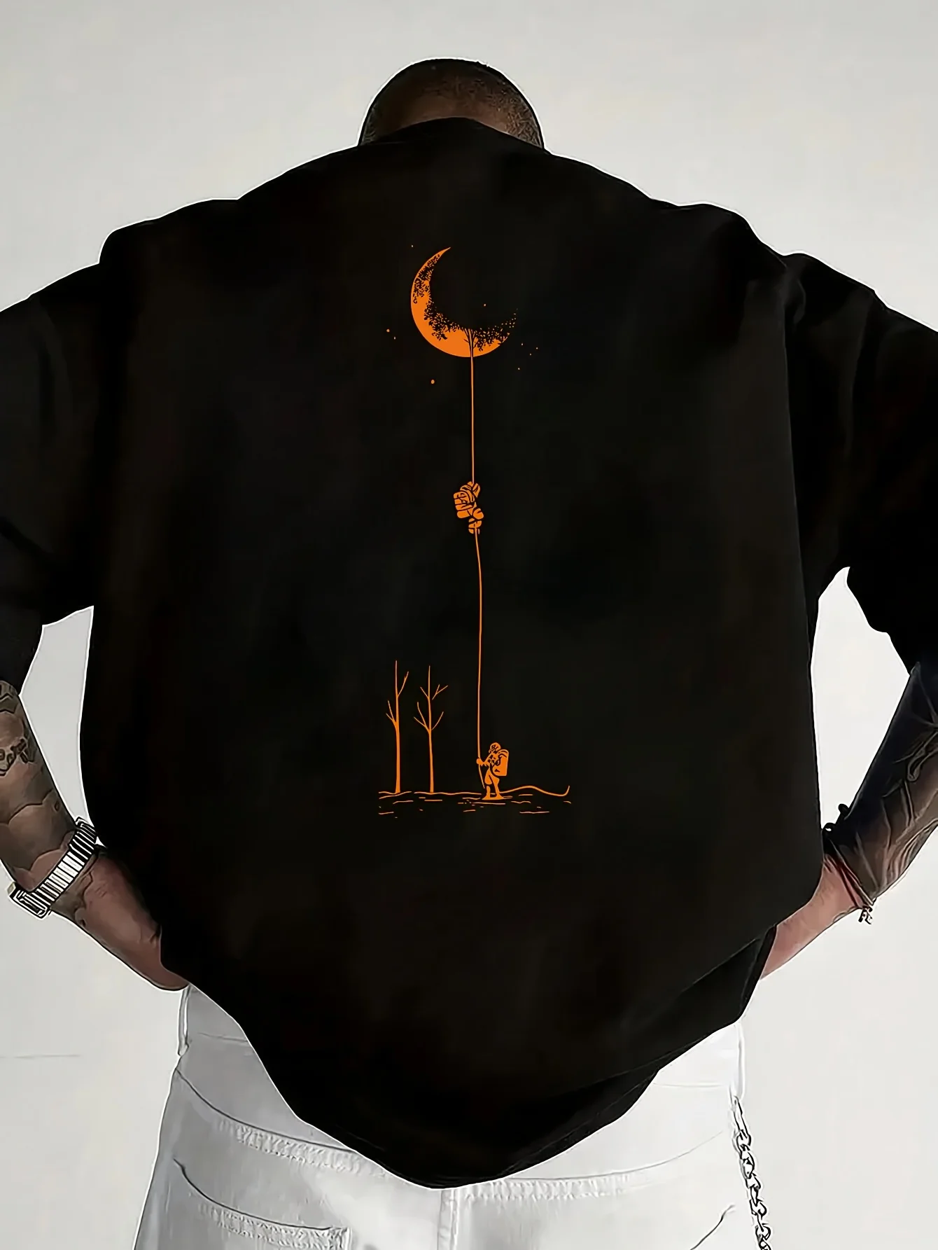 Looking Up At The Moon, Climbing The Moon, Men's and Women's T-shirts, Comfortable Summer Casual Round Neck T-shirts
