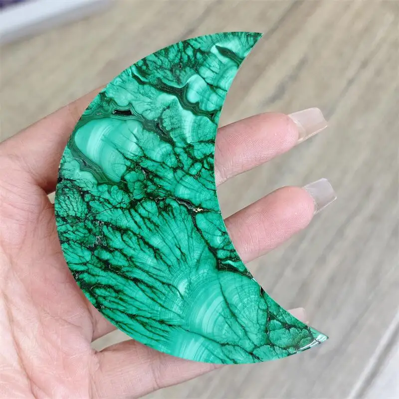 Natural Malachite Moon Carving Healing Reiki Figurine Crystal Carving Statue Crafts Home Decorat Gift 1PCS