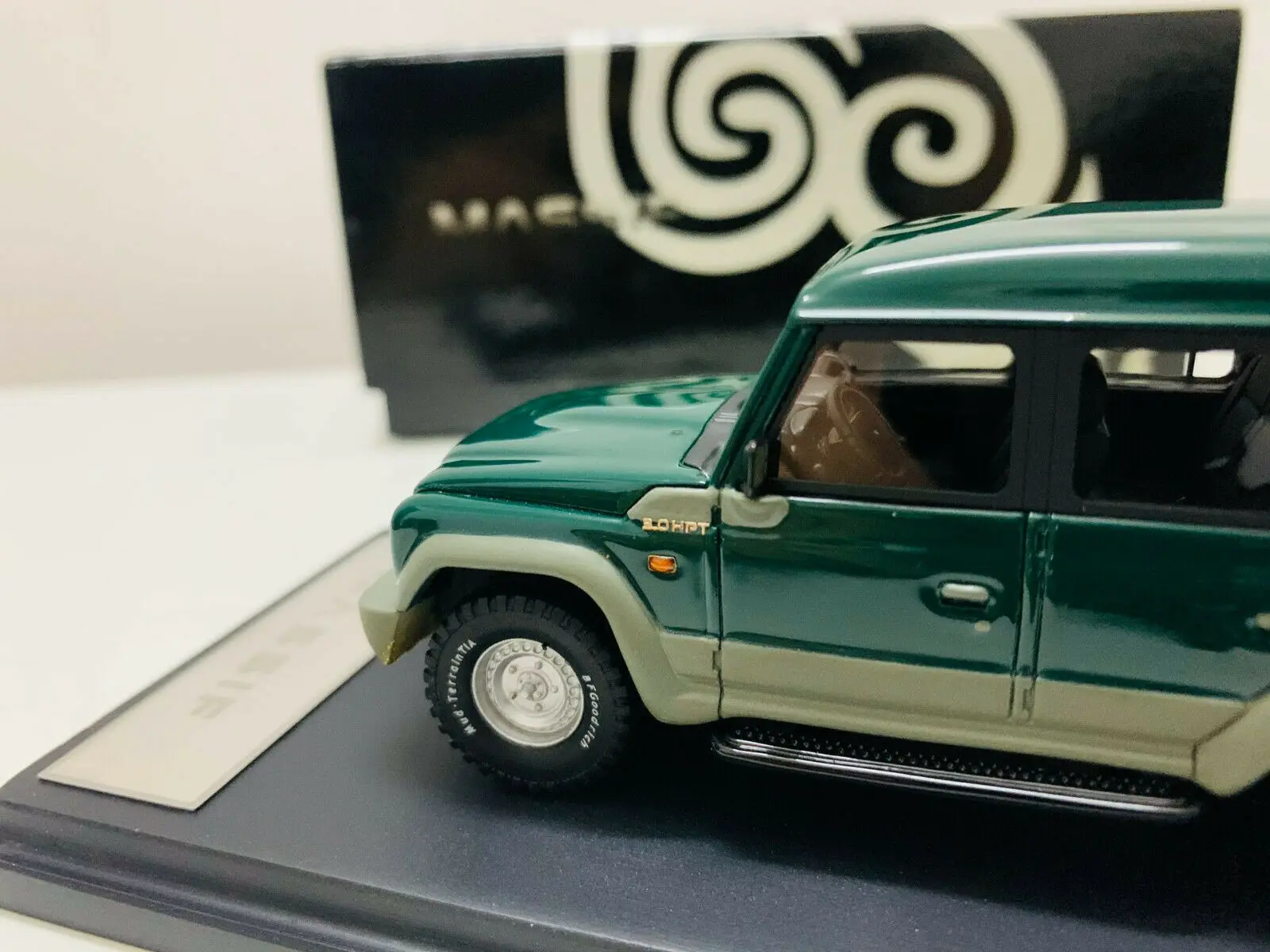 1/43 Scale Resin Model Car Massif SUV Offroad Jeep Green New in Box