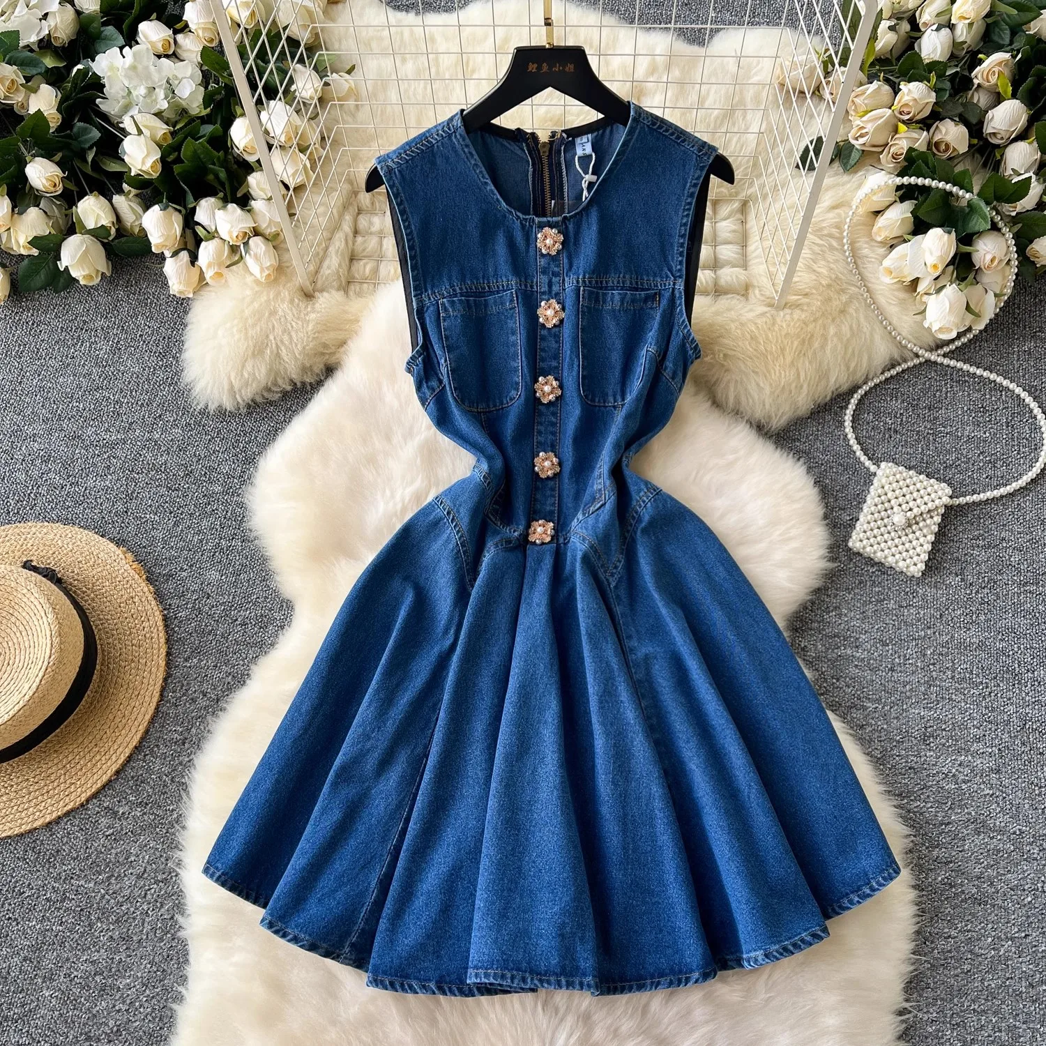 

2024 New Summer Women Denim Fashion Sweet Ruffles Pleated Sleeveless Zipper Petal Beading Buttons Cute Tank Party Dresses