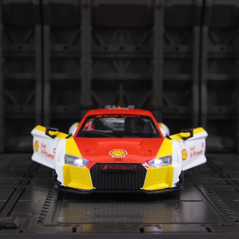 

CCA 1:24 simulation Audi R8 LMS Alloy Car Model doors can be opened has simulated sound and lighting functions, rich details