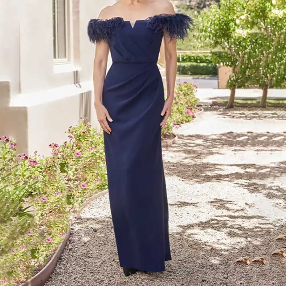 

Elegant Mother of the Bride Dress Sleeveless Plunging Neckline Feather Trimmed Pleated Backless Midi Dress for Wedding Party