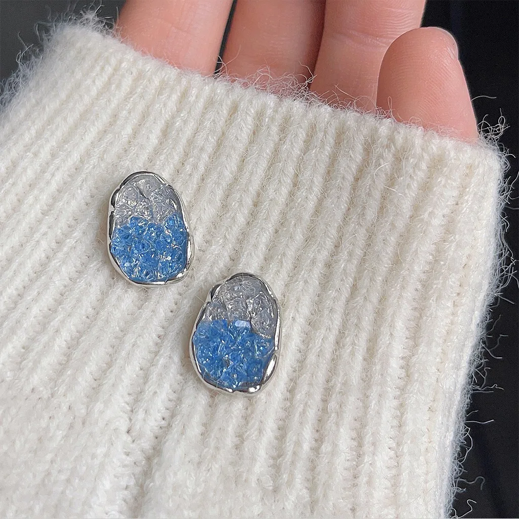 

S3629 Glacier Blue Geometric Oval Stud Earrings For Women S925 Silver Needle Glass Crystal Graceful Earrings