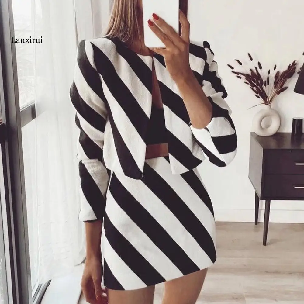 

Women Elegant O Neck Striped Print Casual Short Coat Office Lady Outwear Suit Jacket Open Stitch Fashion Tops