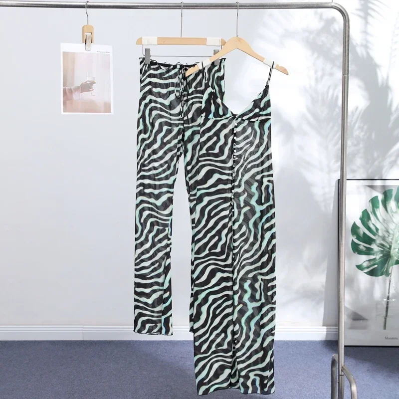 Sexy Zebra-Gestreiftes Langarm-Oberteil und Schlaghosen-Set für Damen, Schlanker V-Ausschnitt Einreihige Weste, 2-teilig, Sommer 2026 Strand-Urlaubsoutfit – Detail 3