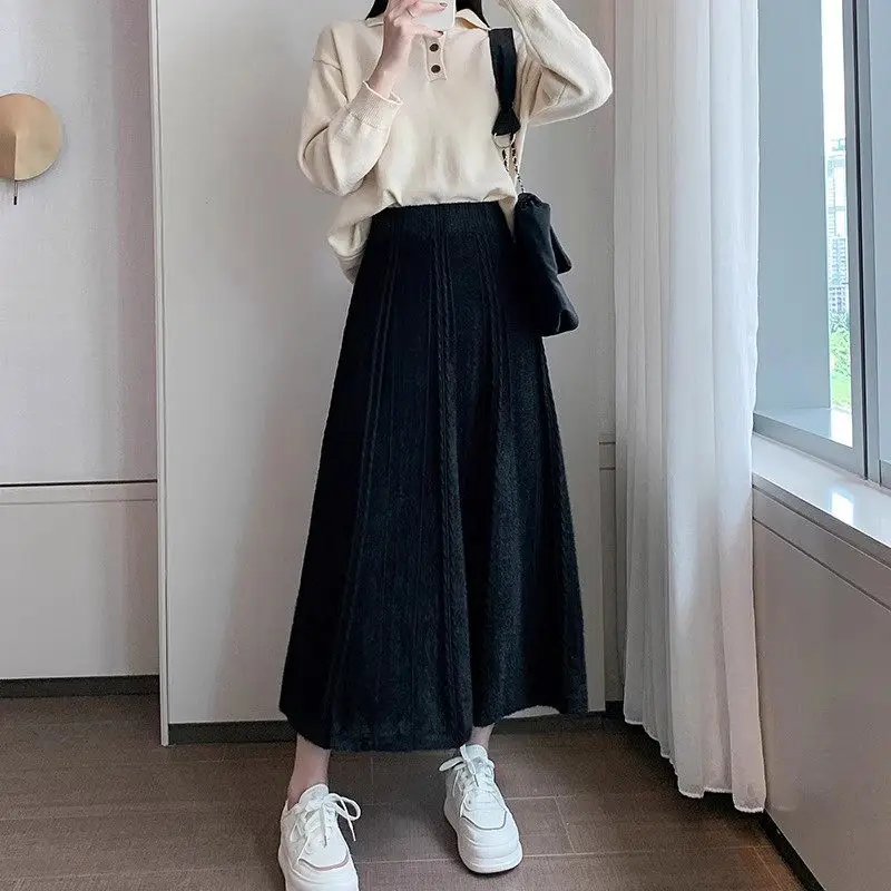 Large Size Sweater Skirt For Women 2023 Autumn Loose Slim Fashion Versatile Knitted Black A-Line Skirt Trendy Midi Saia Z3091