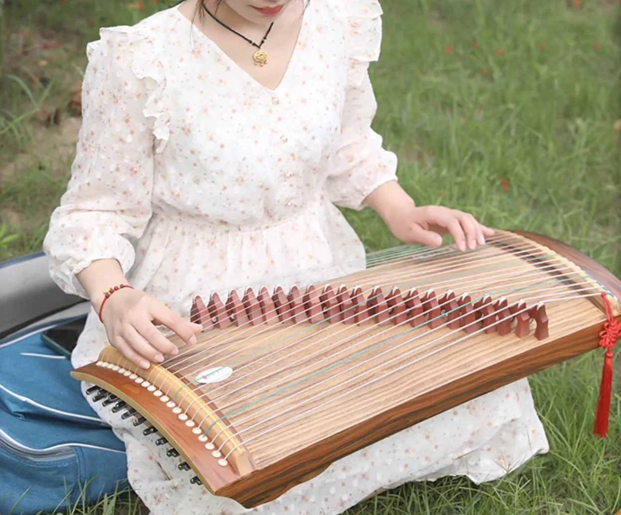 

Маленький Guzheng 70 см, китайский струнный инструмент