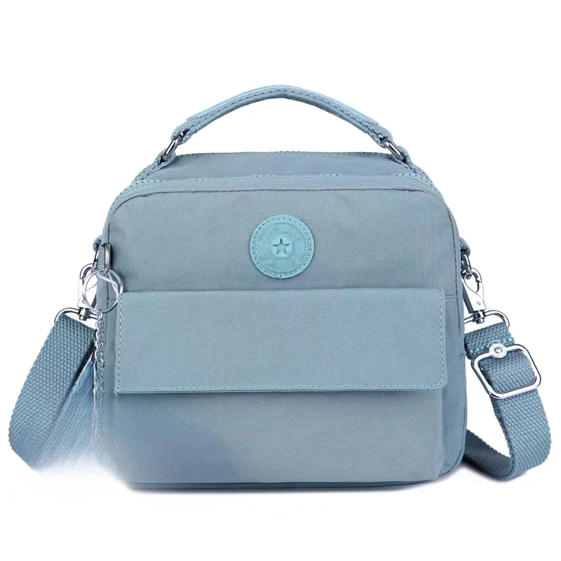 حقيبة كروس متعددة الاستخدامات متوسطة الحجم للنساء حقيبة كتف مفردة حقيبة يد مزدوجة حقيبة يد رباعية الاتجاه مادة نايلون ناعمة