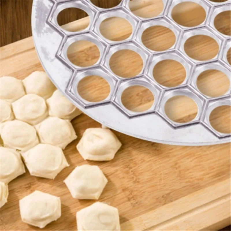 Massa Imprensa Bolinho Moldes, 37 Buracos, Ravioli Fazendo Molde, Molde De Artefato De Pele Bolinho, DIY Maker