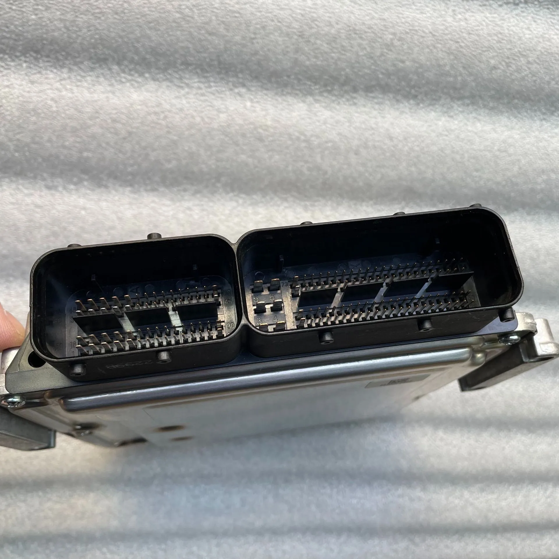 Suitable for Bosch ECU Computer Board 0281020267, Hualing Hanma / Xingkaima National IV EDC17 0281020267