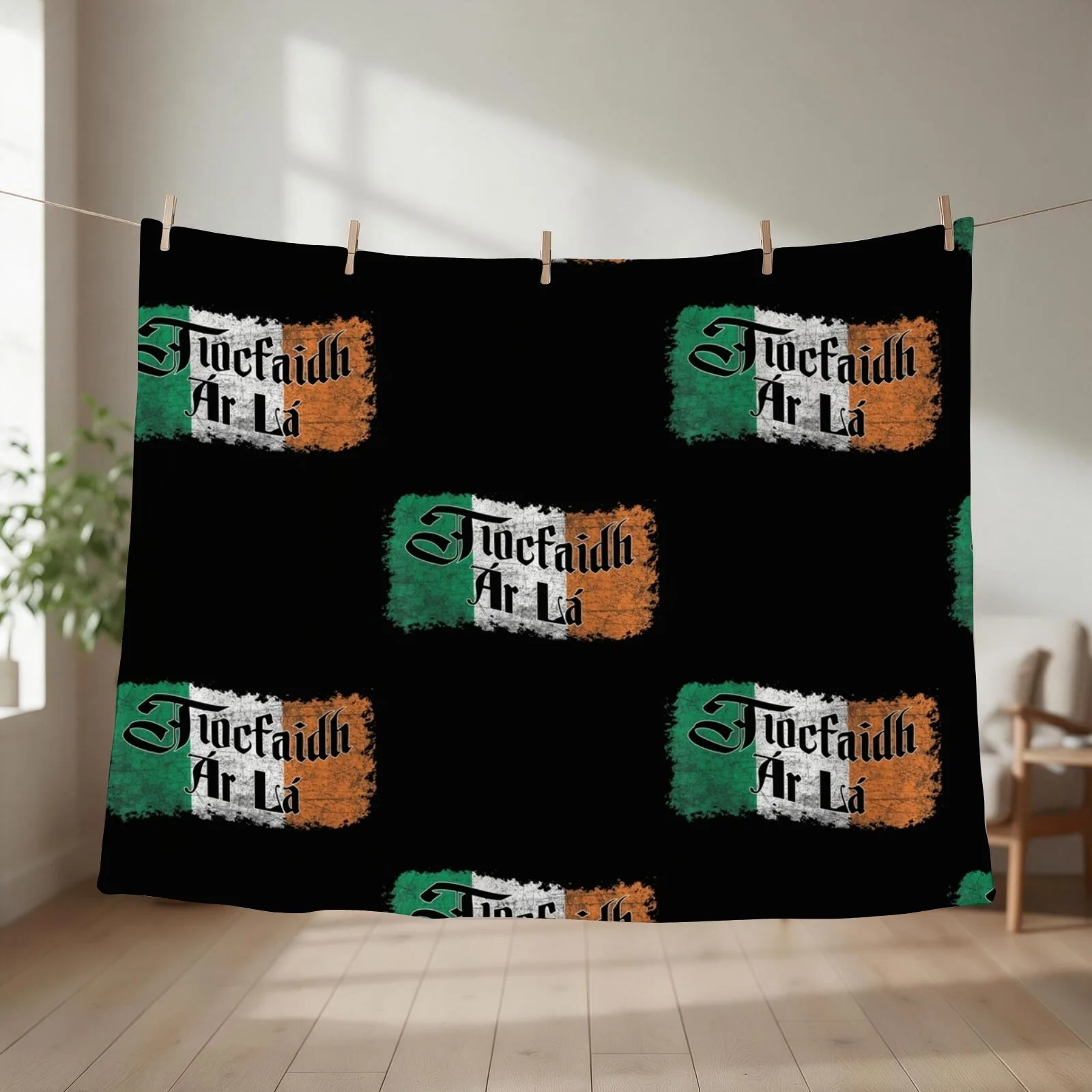 Tiocfaidh Ar La Vintage Ireland Irish Flag Throw Blanket couch cozy soft plush fuzzy picnic outdoor blanket