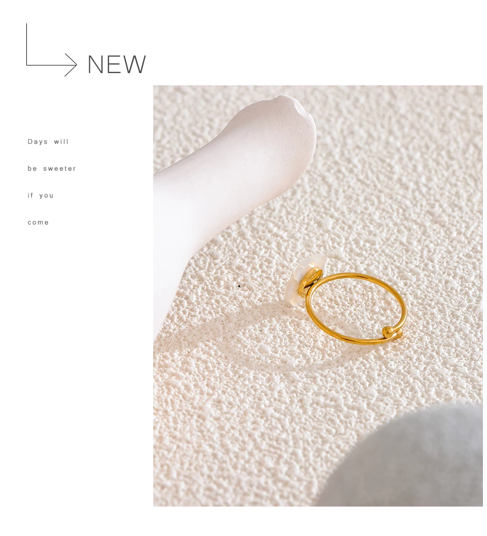 Yhpup Modischer, verstellbarer offener Ring mit natürlicher Muschelblume, süßer Edelstahl, 18 Karat PVD-beschichtet, Sommer- und Alltagsschmuck, Geschenk – Detail 11