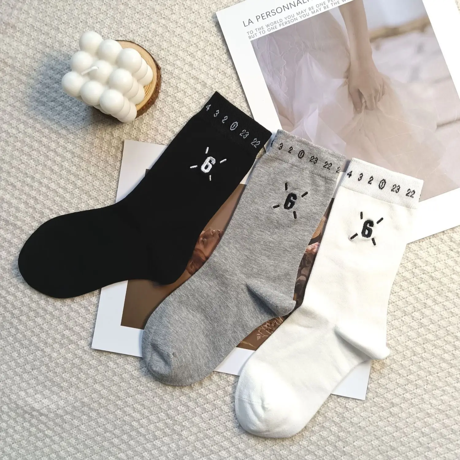 

Spring and Autumn Tide Brand Simple and Casual Socks Embroidered Ins Fashionable and Versatile Pure Cotton Stacked Socks