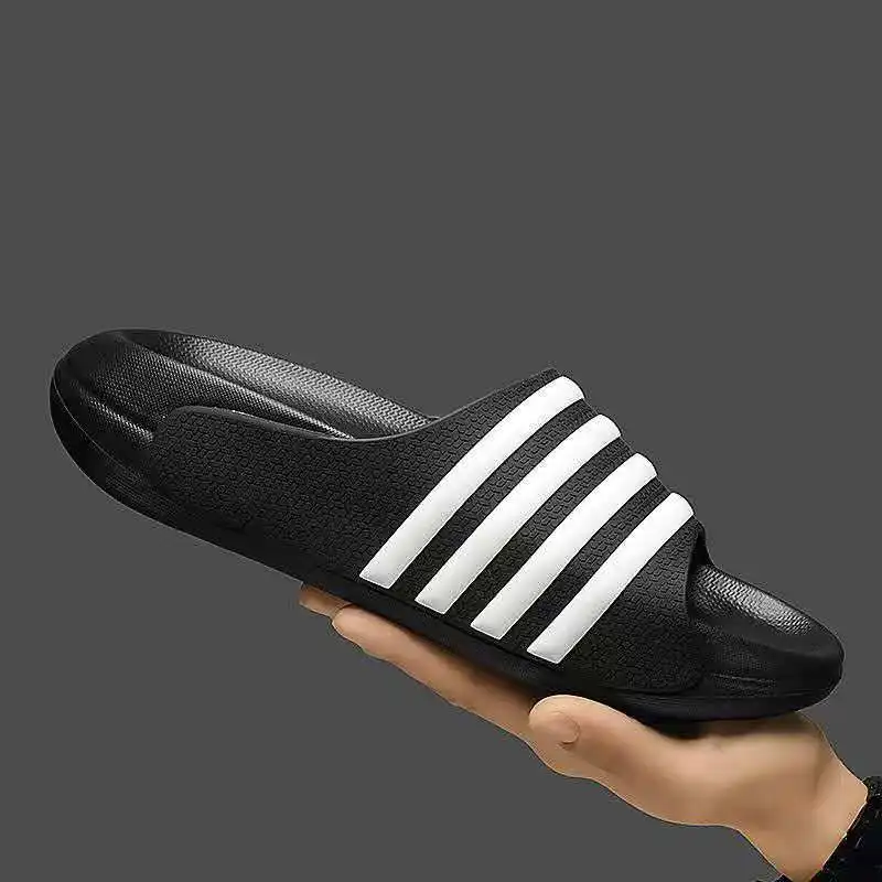 

2026 Summer comfortable soft-soled slippers for couples anti-slip durable lightweight stylish and casual beach sandals