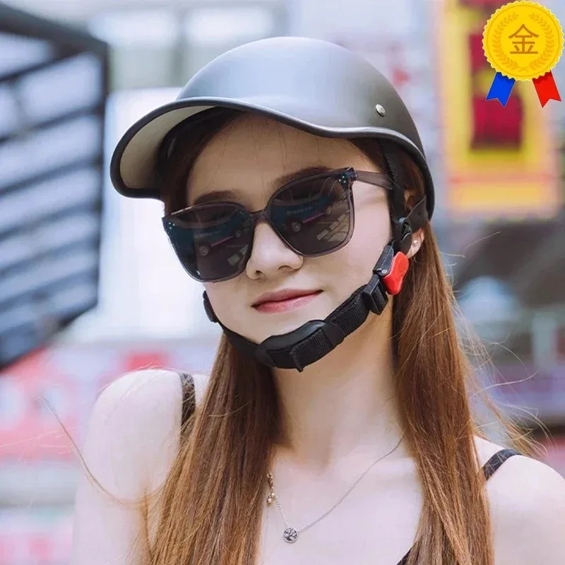 MTB Bicycle Helmet Half Helmet Even Size Comfortable Lining Motorbike Helmet Portable Men and Women Universal Riding Equipment