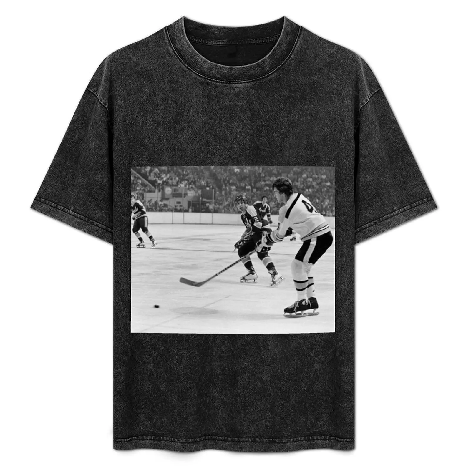 

Bobby Orr #4 T-Shirt Soft Casual Short Sleeve Cotton Tee