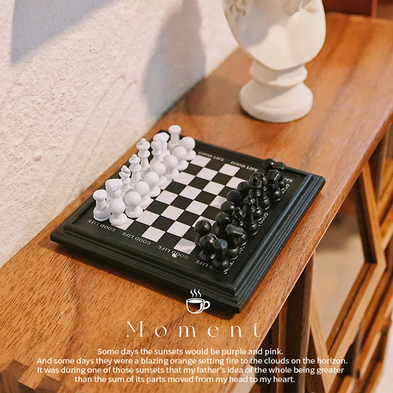 Tablero de ajedrez en blanco y negro en miniatura 1:12, modelo de escena, accesorios de fotografía, accesorios para casa de muñecas, Mini ajedrez, decoración para casa de muñecas
