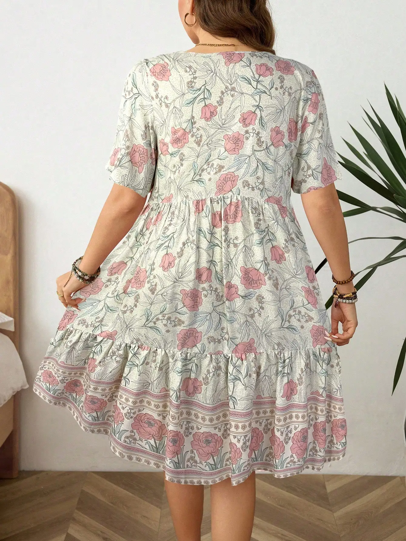 

Bohemian Floral Print Tie Neck Short Sleeve A-Line Dress For Women
