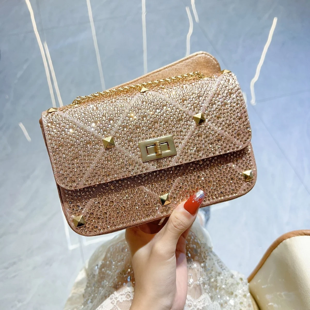 

Ele Diamond Embedded Evening Bag Women's Lo Bule Handbag Rivet Chain Underarm Crossbody Small Bag Faionable Commute...