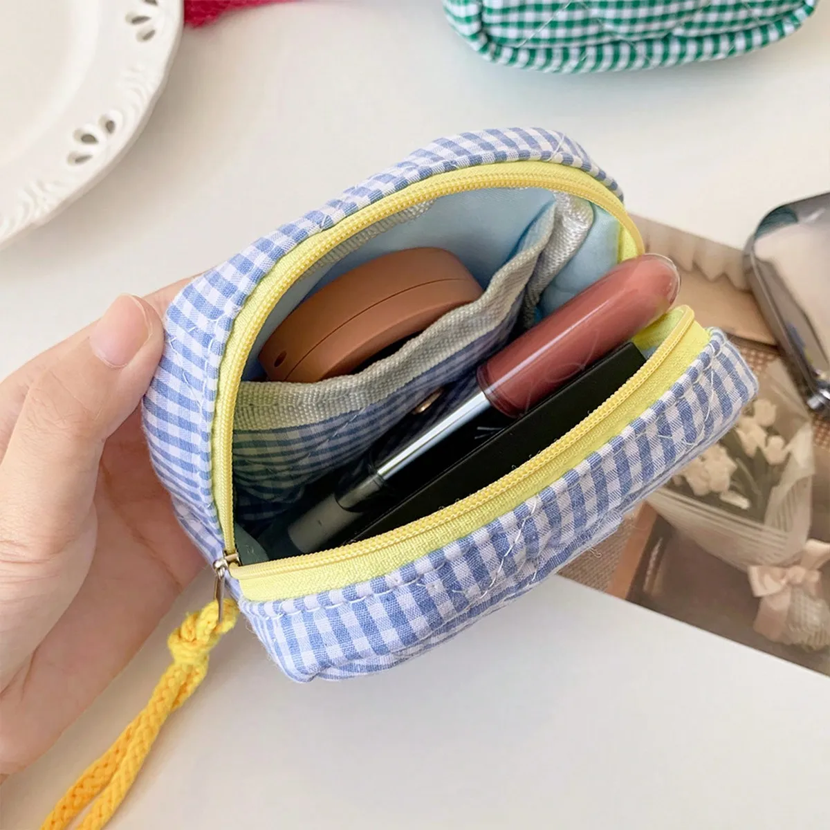 Chic Mini Plaid Multifuctional Storage Bag Minimalist Checkered Polyester Cosmetic Pouch Small With Tassel Zipper Coin Purse
