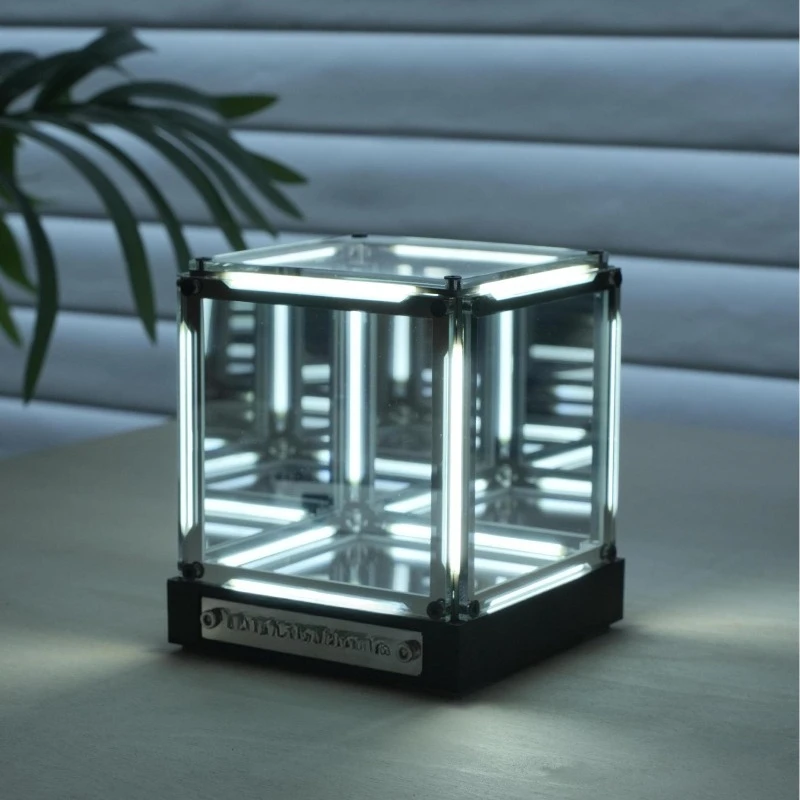 Four-dimensional space e-sports atmosphere light desktop technology ornament figure
