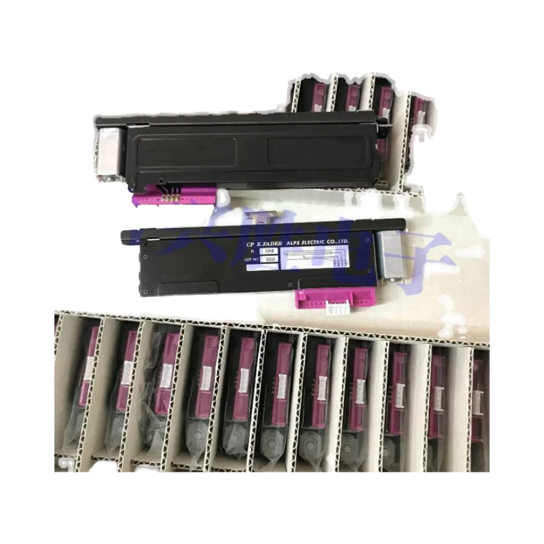 En stock potenciómetro deslizante motorizado mezclador de arte de sonido Yamaha reverberador atenuador eléctrico fader 10KB