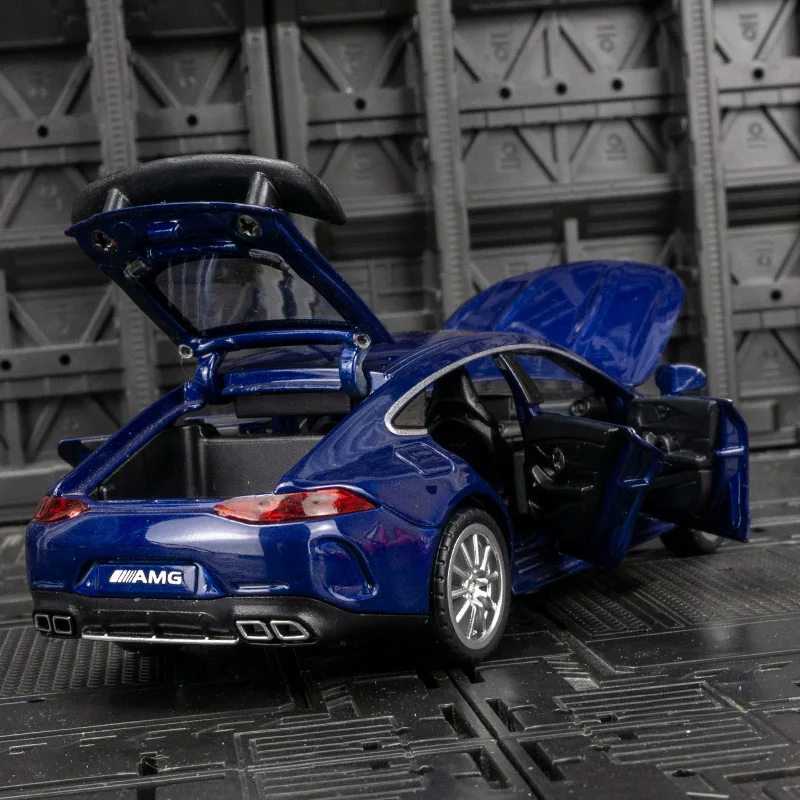 Colección de adornos de modelo de coche de aleación Mercedes GT63 1:32, puertas y capó de motor, el maletero se puede abrir para juguetes para niños