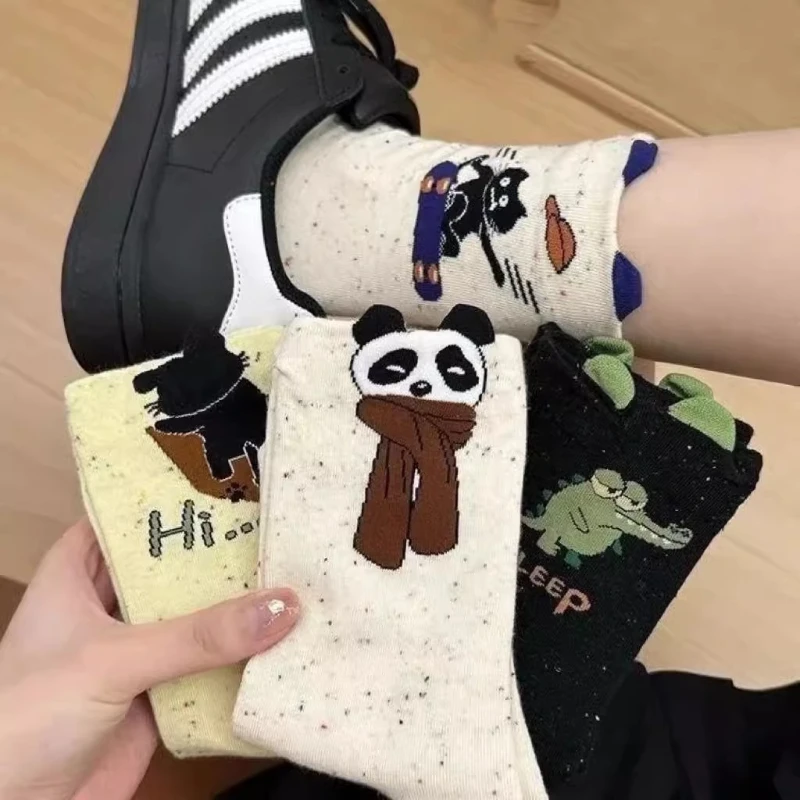 

4 Pairs of Cute Cute Little Dog Pattern Stockings Suitable for Women's Mid Length Socks Popular in Spring and Autumn
