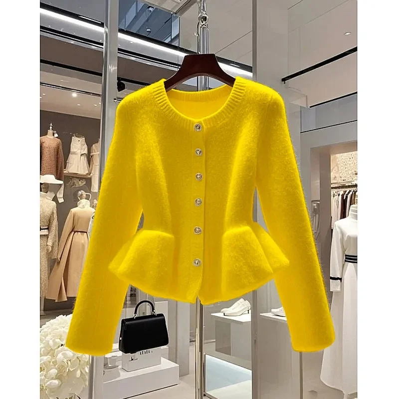 Rose Red Sweater Autumn And Winter Women's High-End Design Sense Niche Top Temperament Receive Waist Knitwear Cardigan Coat