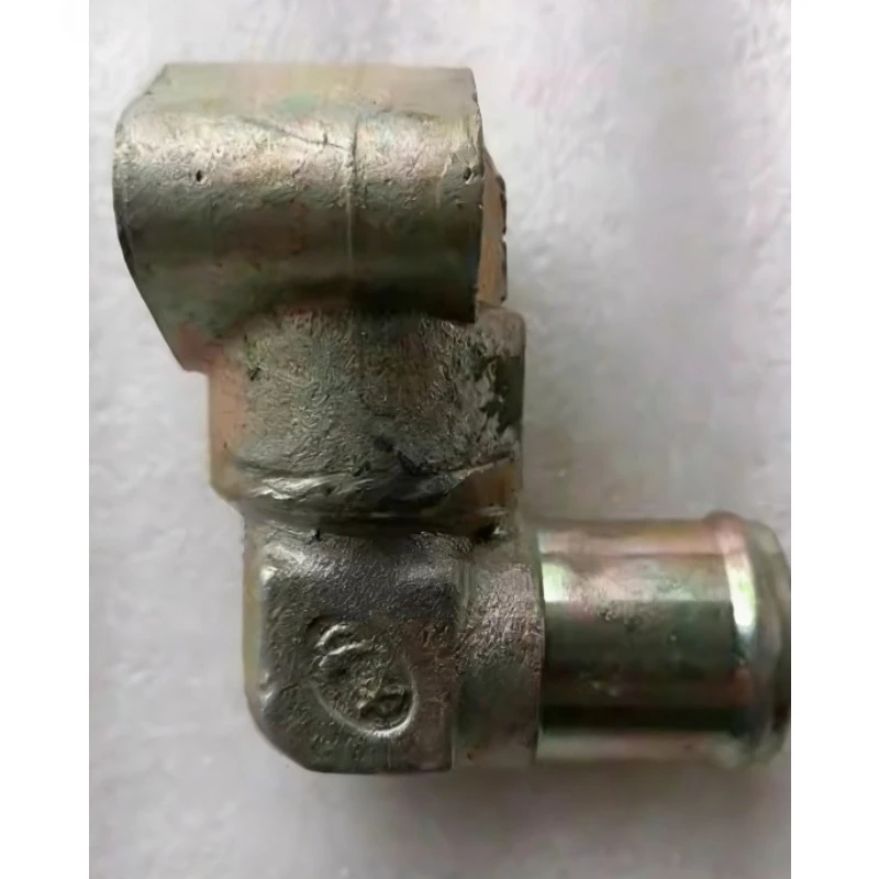 Gear Pump Oil Pipe Connector for Lovol Oubao 804 904 1000 320 325