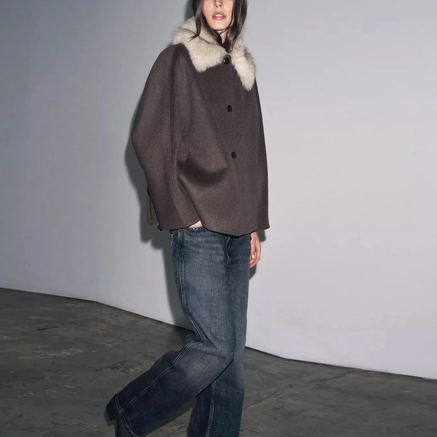 엘리 인조 모피 효과 자켓 2025 가을 신상 여성 패션 Z 스탠드 핏 외투 여성용