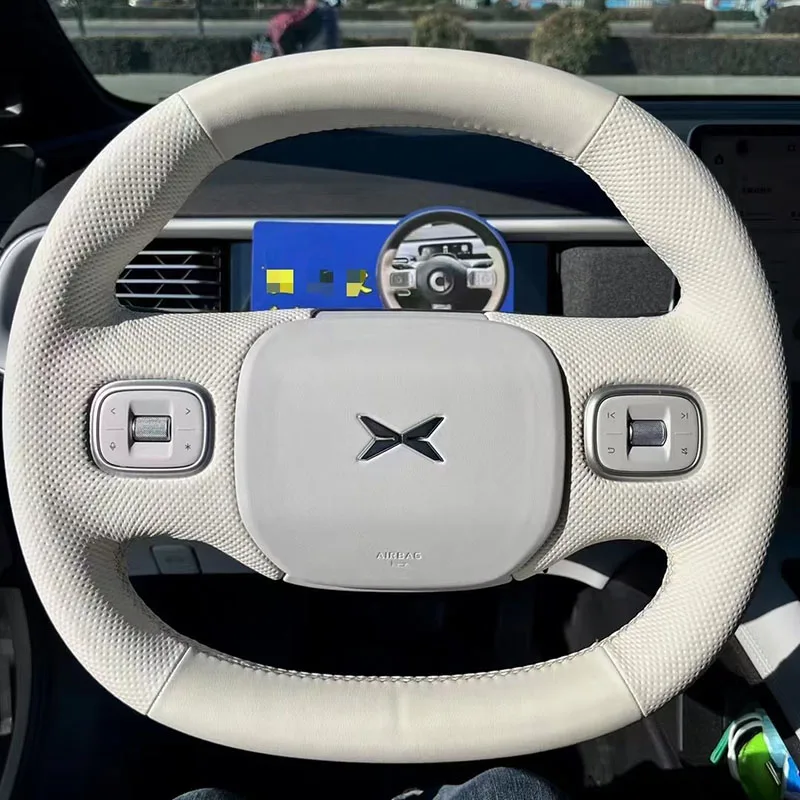 

for Xpeng Xiaopeng G6 2023 2024 Hand-Stitched Non-slip white genuine Leather Car Steering Wheel Cover