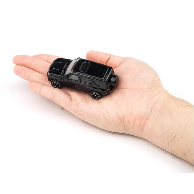 Xcartoys Druckgusslegierung 1:64 Automodell Spielzeugpanzer 700- Schwarz Sammlung Dekorationen Display Geschenk