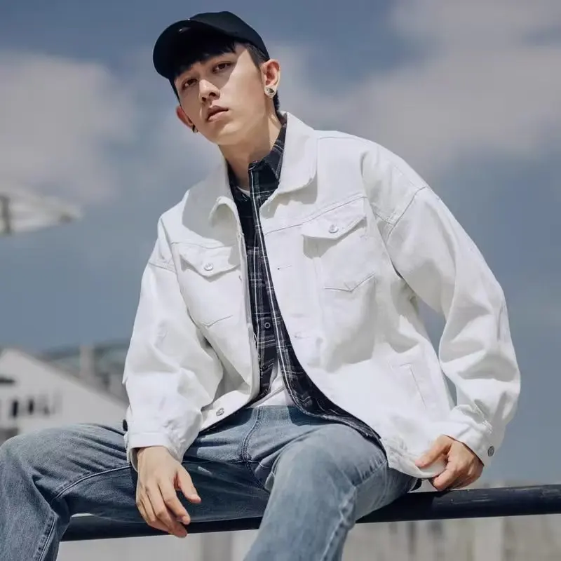 جاكيت دنيم أبيض للرجال بقصة فضفاضة لفصلي الربيع والخريف، تصميم عصري جديد من مزيج القطن والبوليستر بأكمام طويلة وأزرار