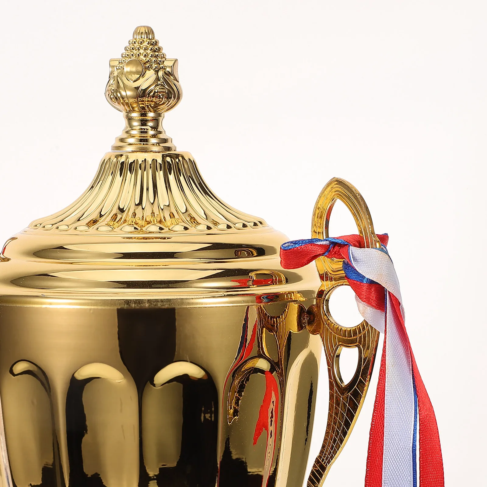 

Honor Trophy Sports Competition Great Metal Basketball Premium Material